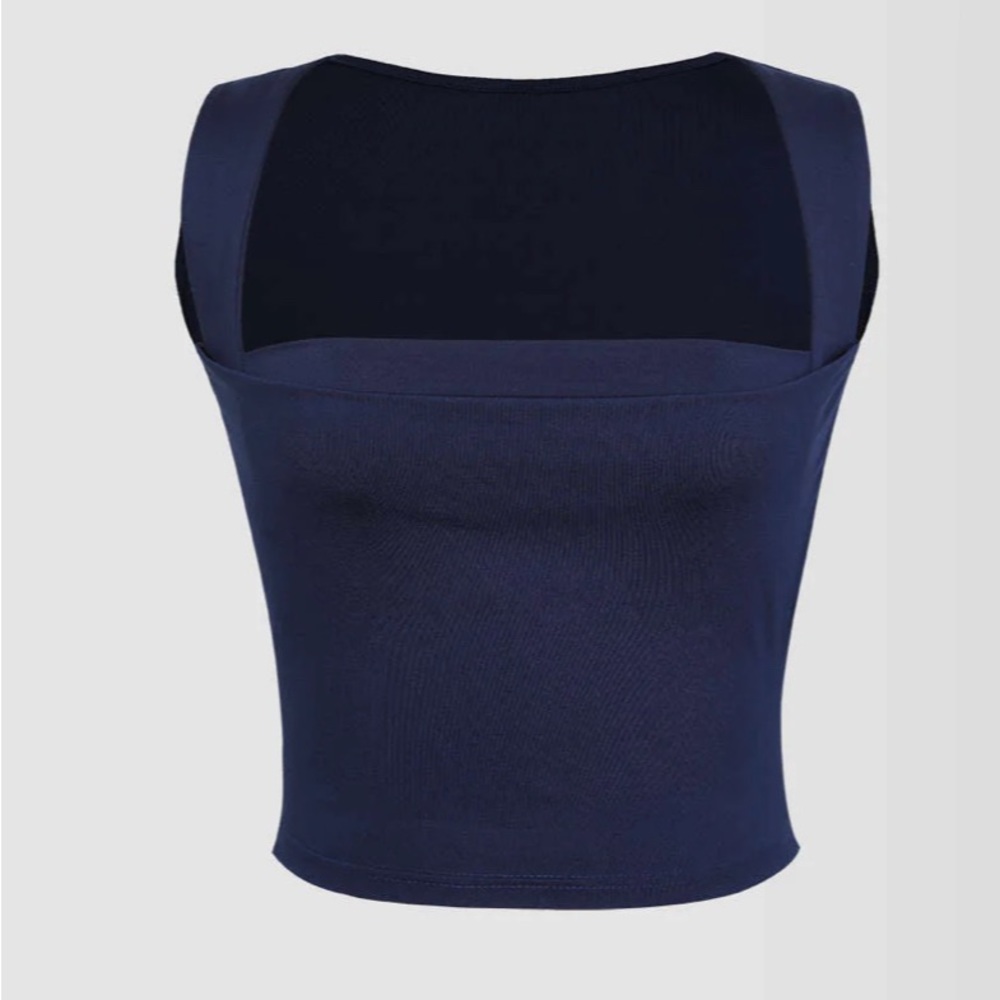 Square neck cropped tank